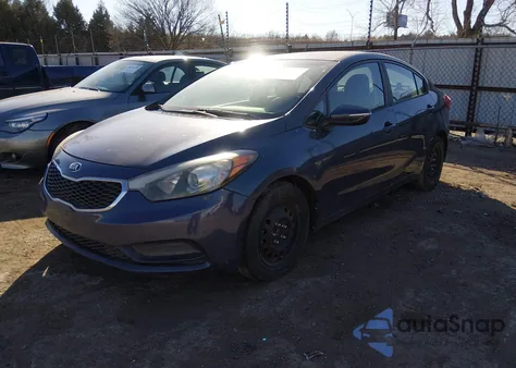 2015 Kia Forte Lx z USA, uszkodzony, nr VIN KNAFX4A67F5434246